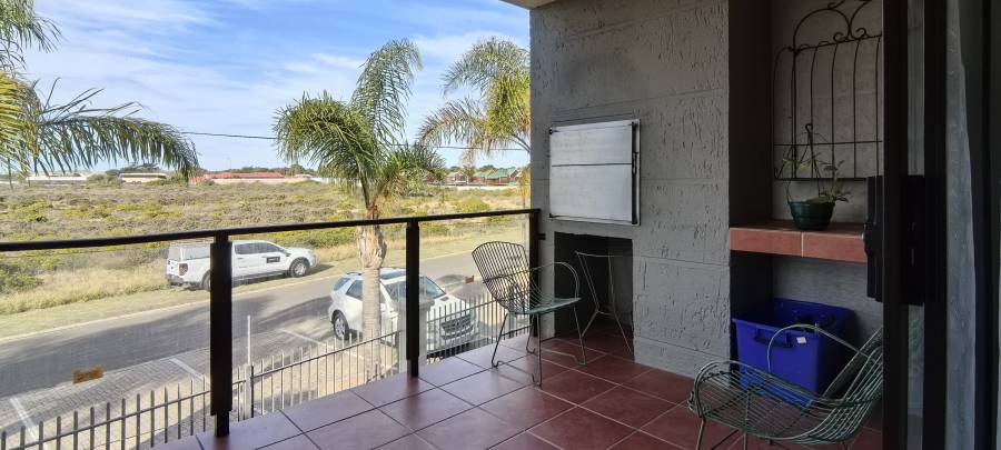 2 Bedroom Property for Sale in Hartenbos Central Western Cape